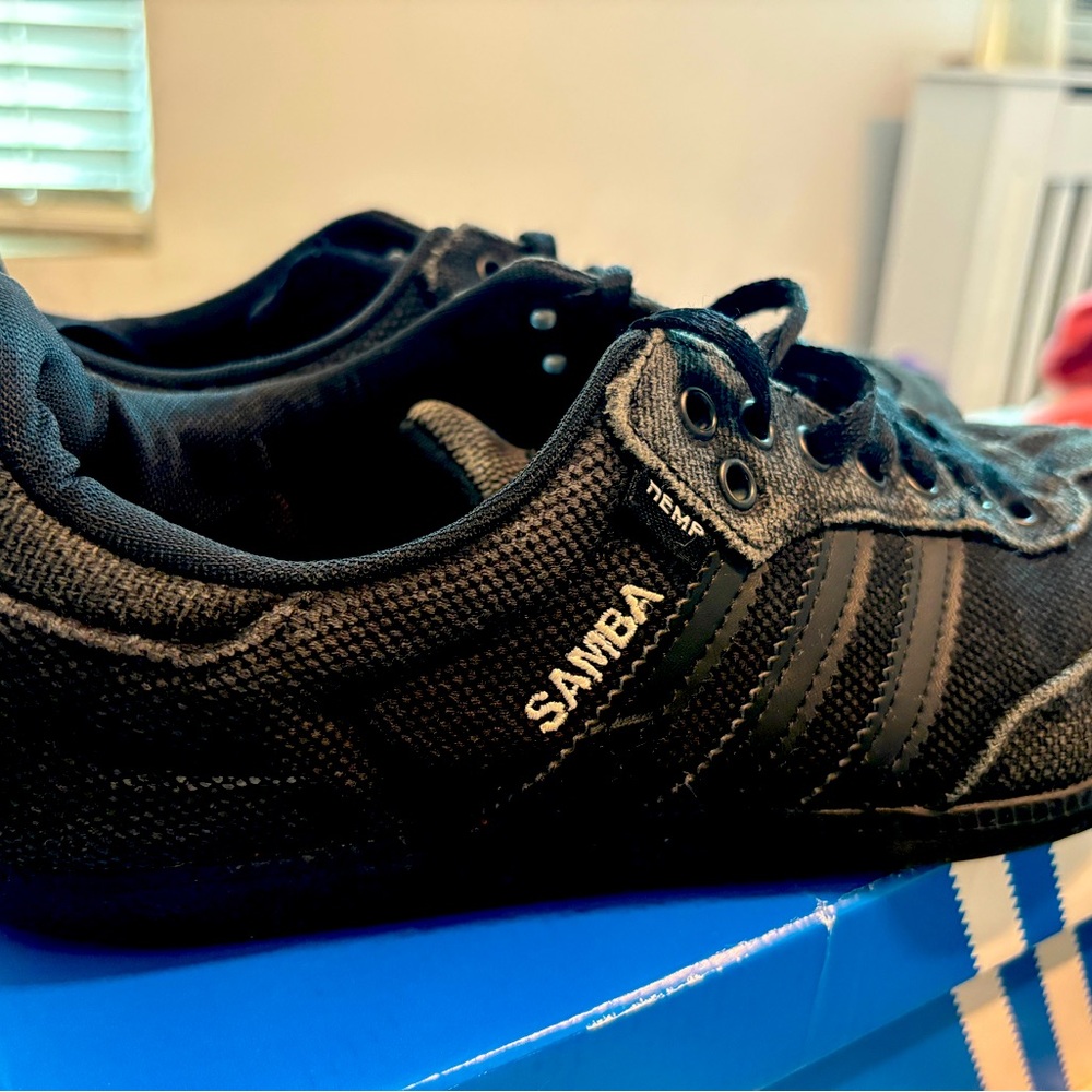 *RARE* Hemp Vegan all black ADIDAS Samba size US 10 murdered out soccer shoes